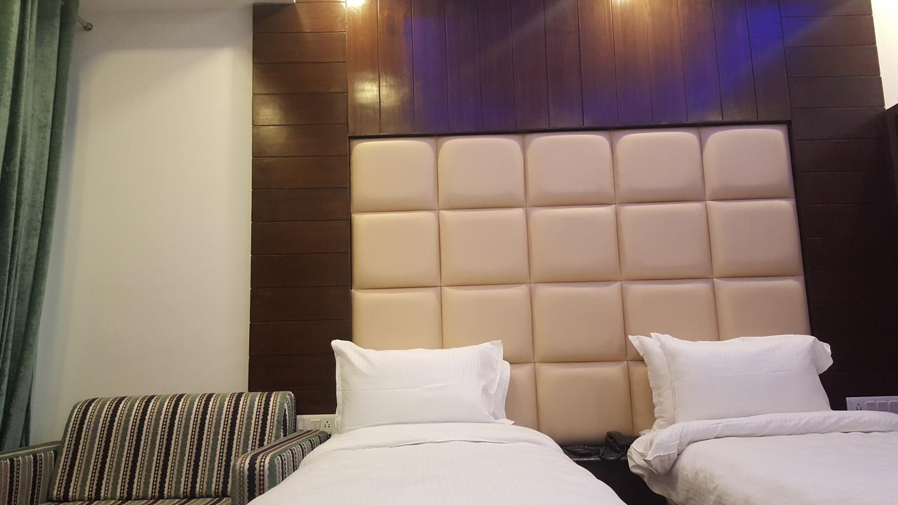 Kamakshi Residency By Royal Collection Hotel & Resorts Tapovan Bagian luar foto